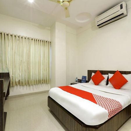 Oyo 4198 Hotel Shri Sai Murli Shirdi Zewnętrze zdjęcie