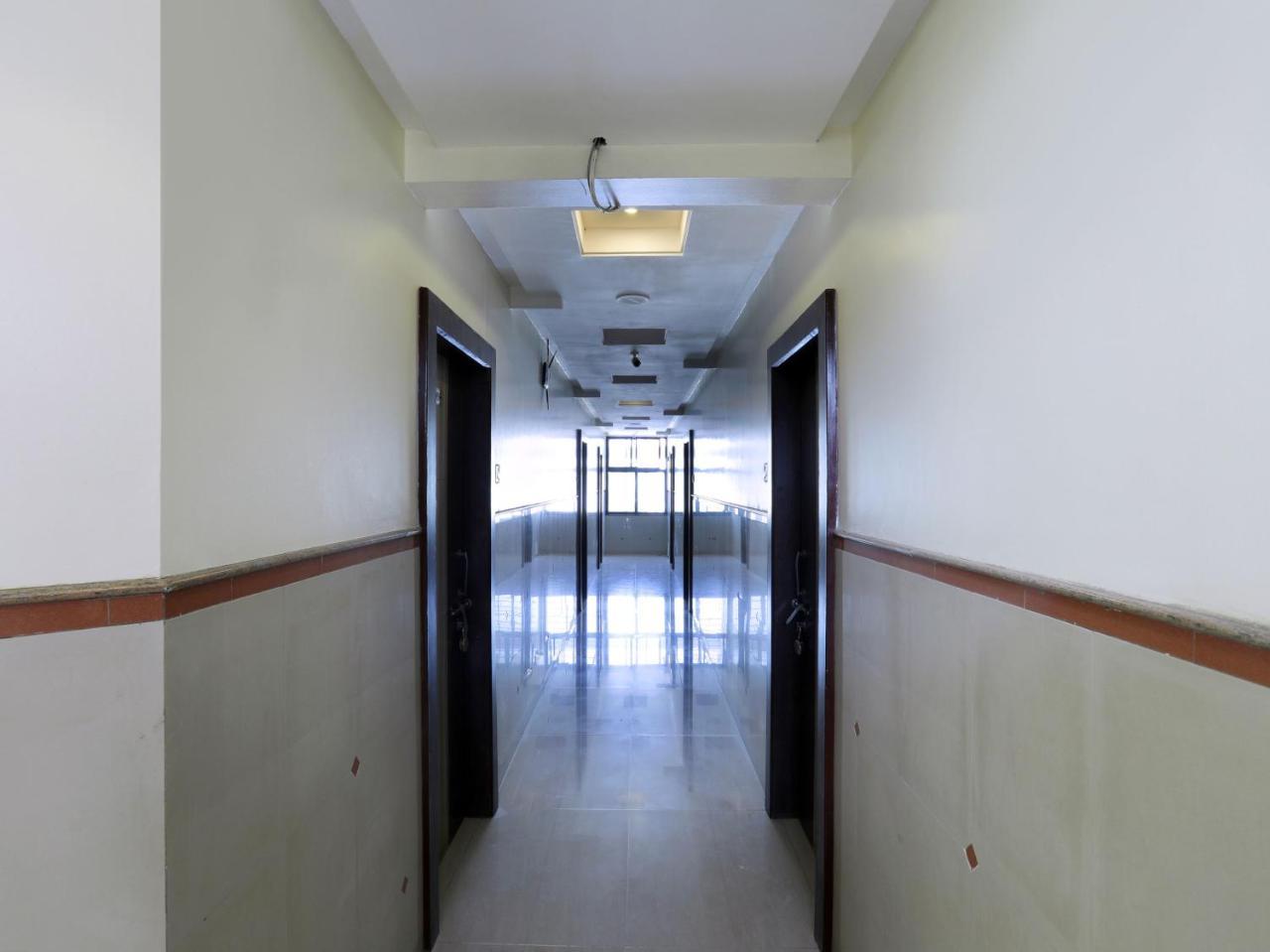 Oyo 4198 Hotel Shri Sai Murli Shirdi Zewnętrze zdjęcie